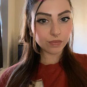 Meet your Posher, Marissa